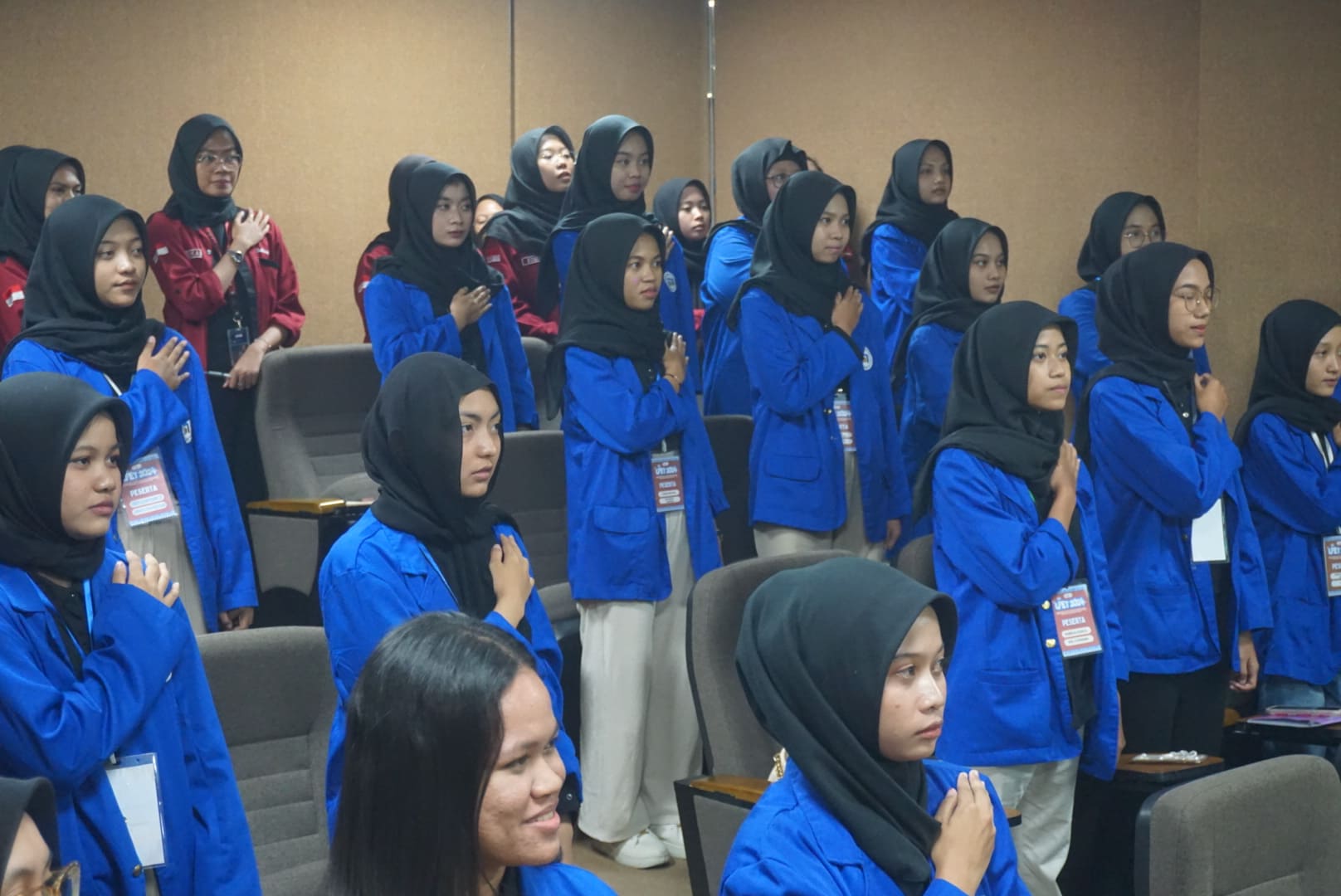 Pembacaan Sumpah Anggota Baru
